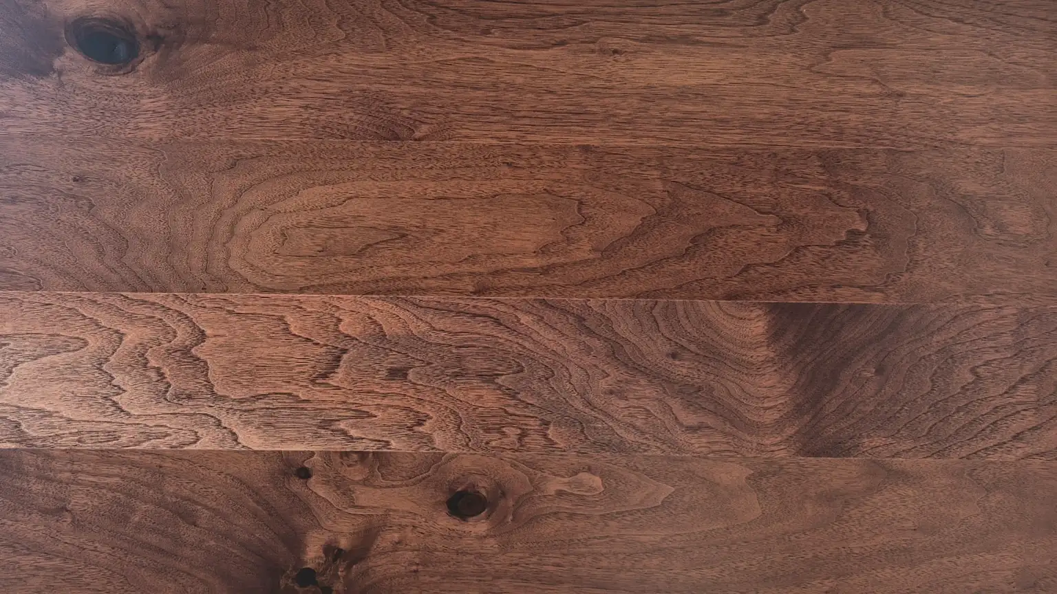 Walnut - Ebony